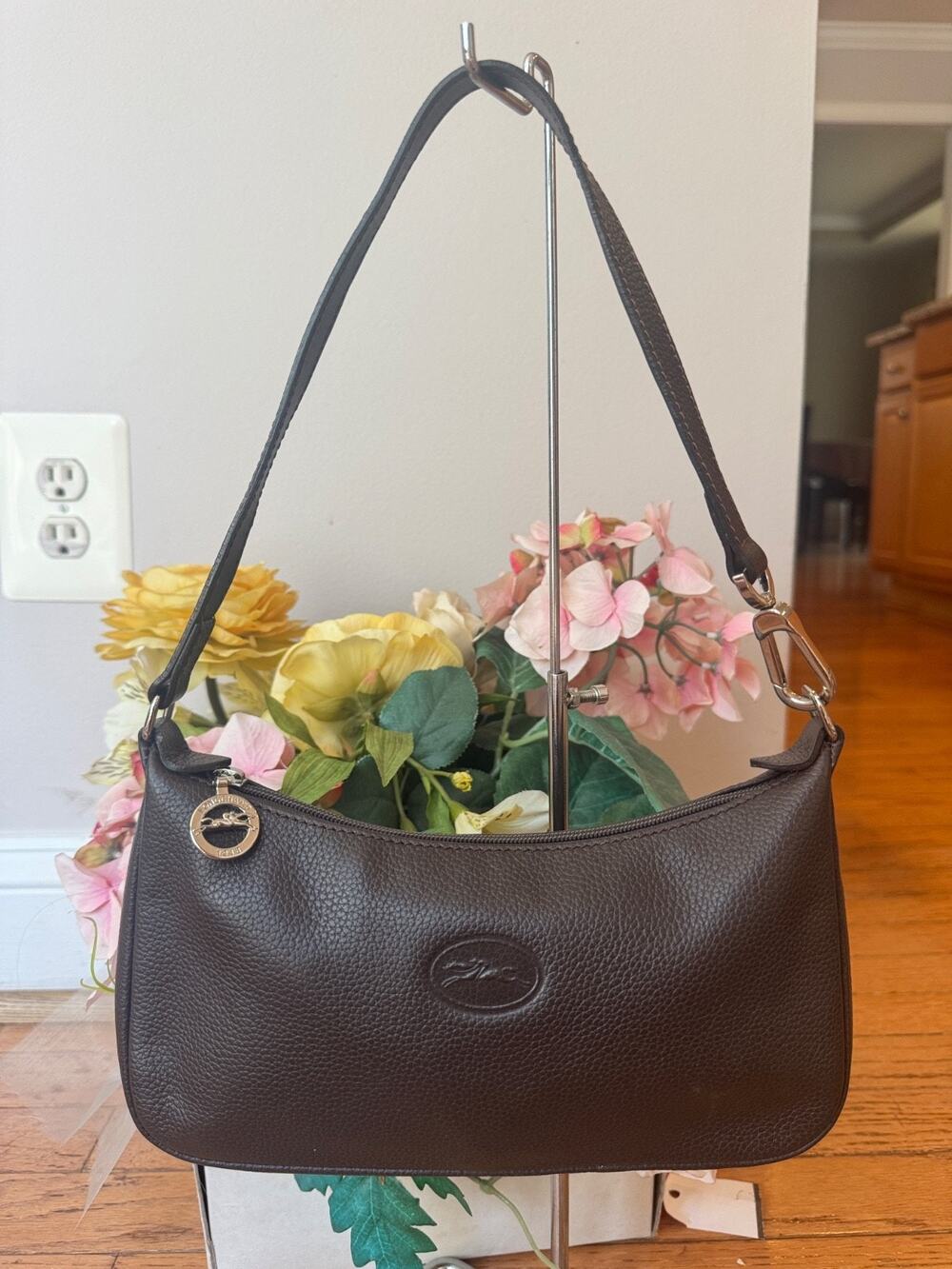Lonchamp brown leather shoulder pouchette bag purse (180